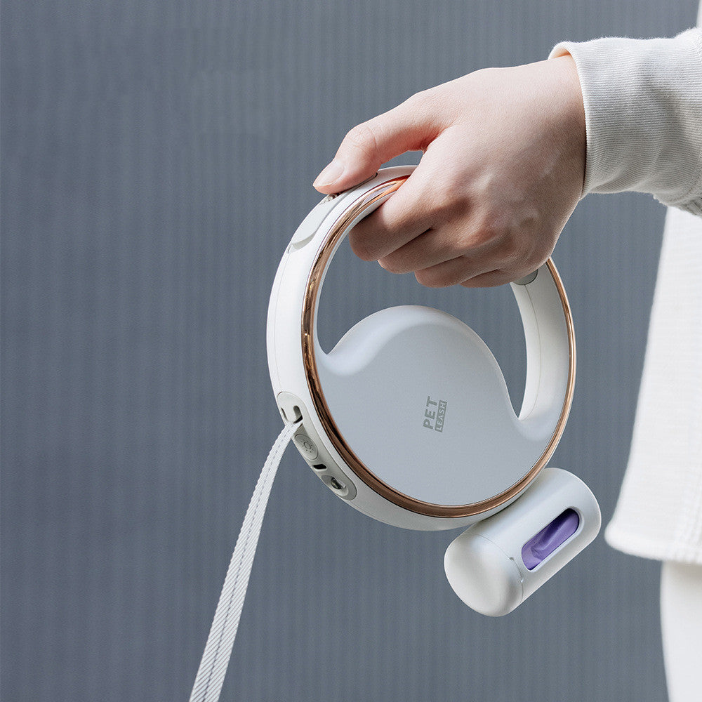 LED Retractable Dog Leash – USB Rechargeable