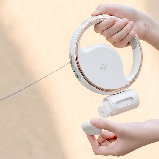 LED Retractable Dog Leash – USB Rechargeable